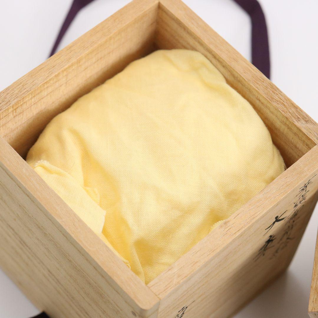 Mebari Yanagi Maki-e O-Natsume by Takeuchi Kosai - Willow Gold Lacquer Tea Caddy