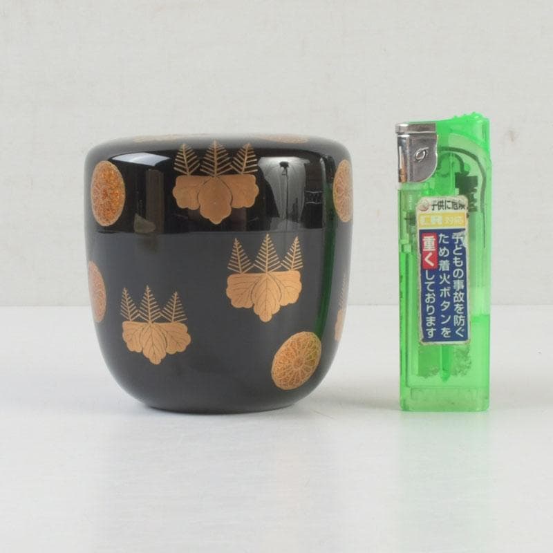 Wajima Lacquer Natsume — Kiku-Kiri Maki-e by Sōhō Mokushiro | Japanese Tea Ceremony