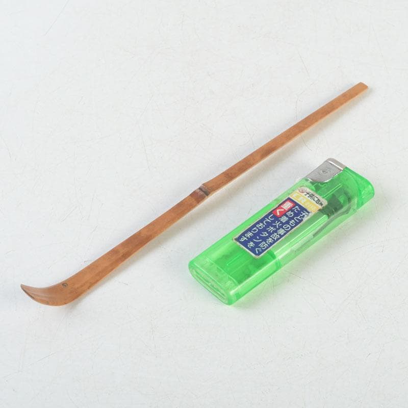 Bamboo Chashaku Tea Scoop 'Tsurezure' — by Tankan, Inscribed by Hasegawa Kanshū of Daitoku-ji