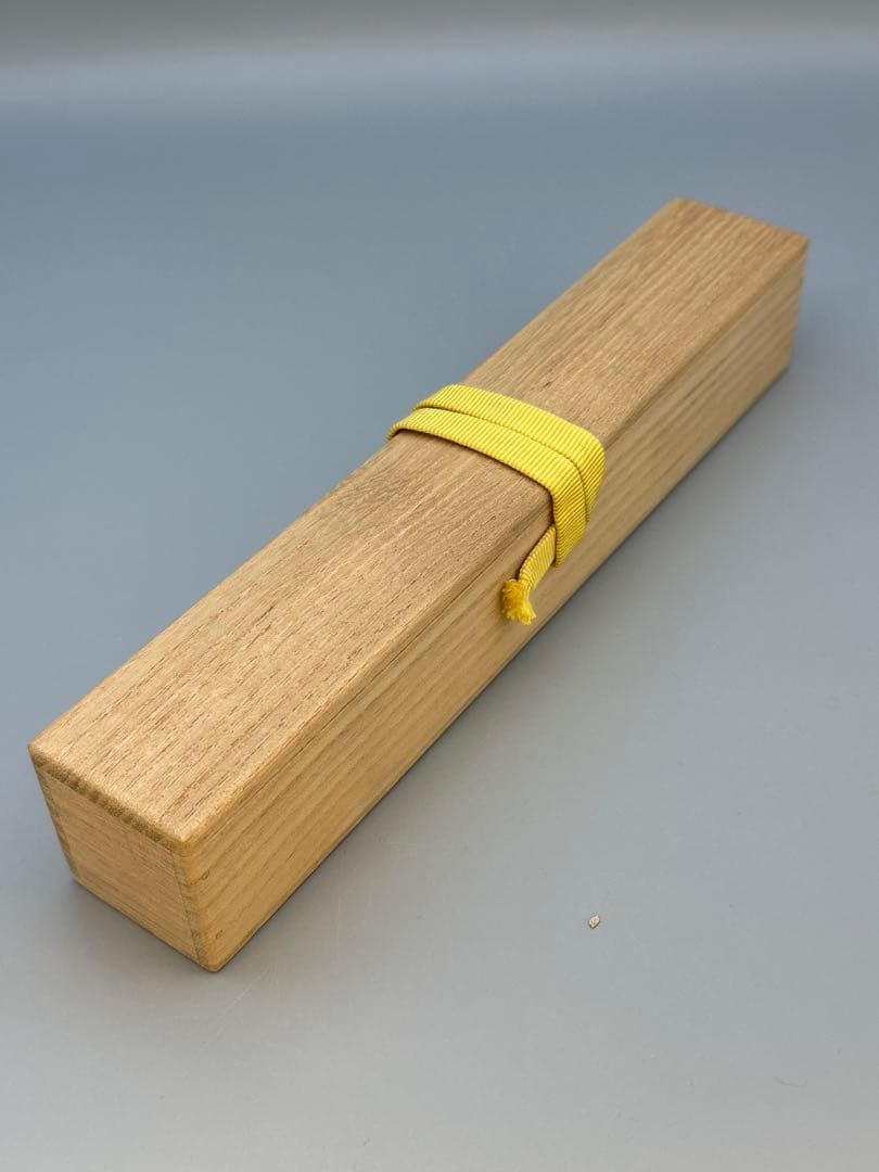 Chashaku Tea Scoop 'Suehiro' by Doun of Daitokuji — White Bamboo, Signed Tube & Box