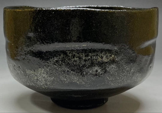 Wan-nari (bowl shape) black Raku tea bowl