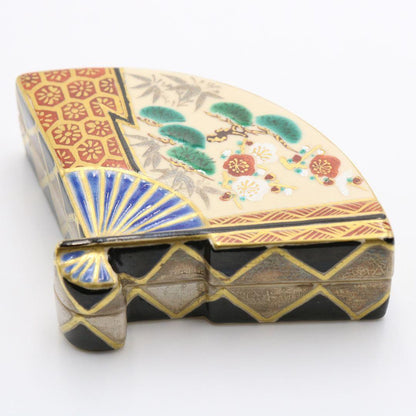 Ninsei Fan Kogo Incense Box by Hashimoto Jogaku - Pine Bamboo Plum Enamel