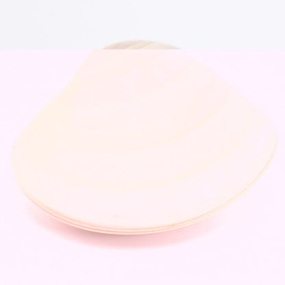 Gold-Leaf Clam Shell Kogo with Inu-Hariko Dog Motif by Socho