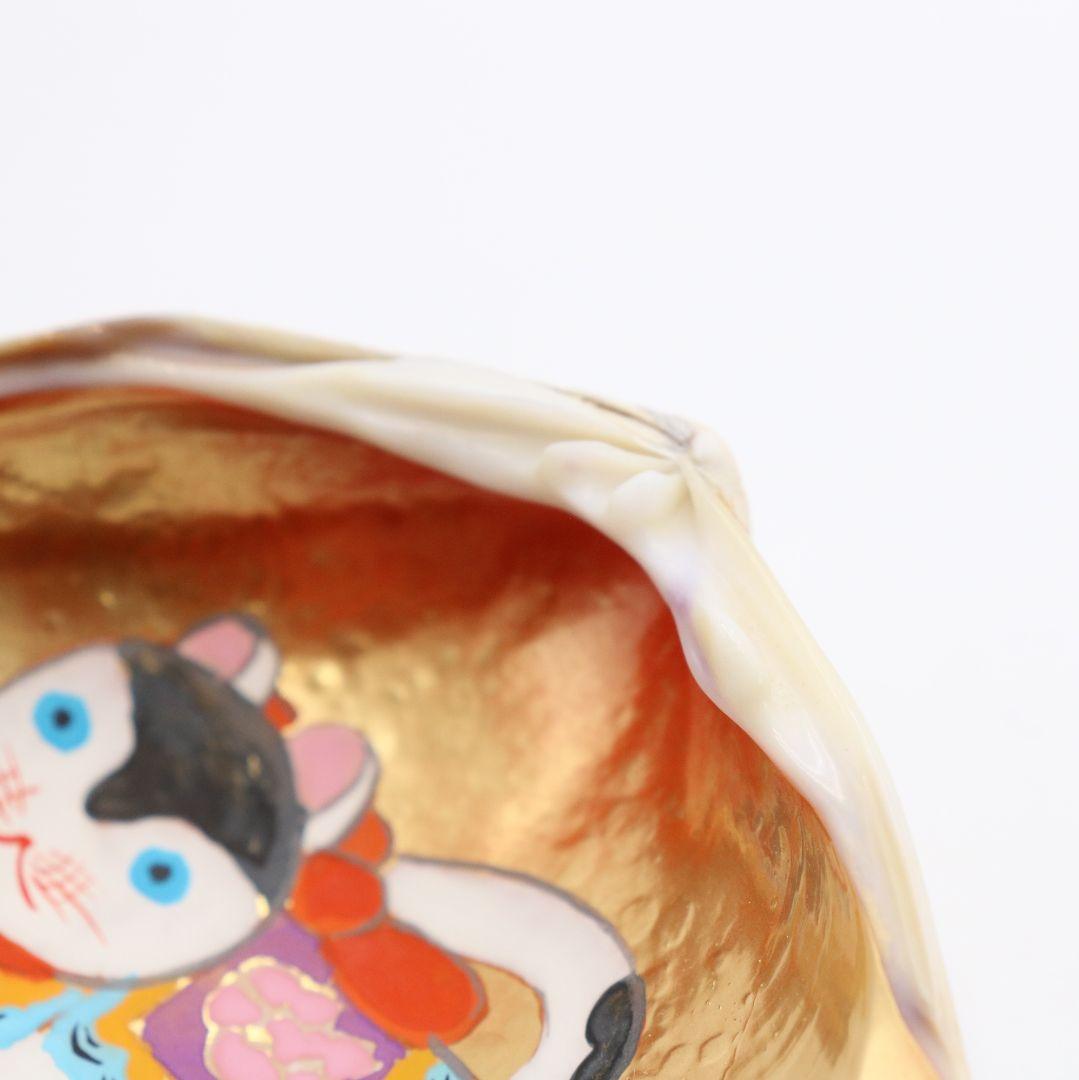 Gold-Leaf Clam Shell Kogo with Inu-Hariko Dog Motif by Socho