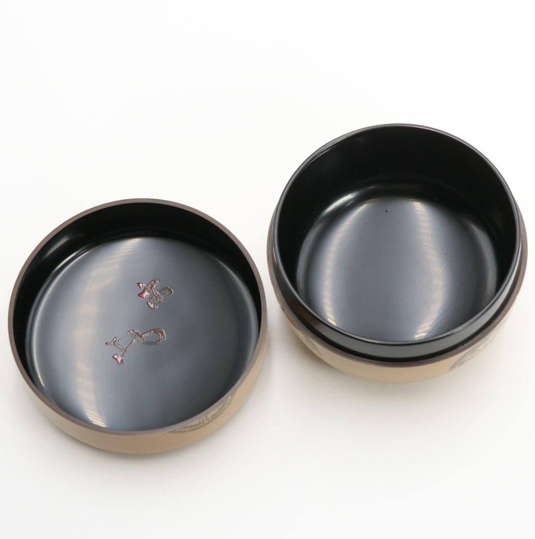 Dojo Soko White Lacquer Genji Cart Wheel Maki-e Ohira Natsume Tea Caddy
