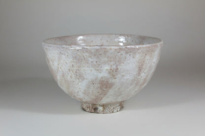 Hagi Tea Bowl by 15th Gen Sakakura Shinbei - Living Master Chawan with Box