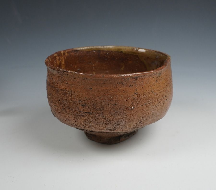 Iga-Style Wood-Fired Chawan with Ash-Glaze Drips — Japanese Tea Bowl with Protective Wooden Box