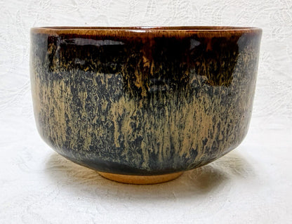 Tenmoku-Style Matcha Bowl by Nakano Shohei — Iron Glaze with Golden Scatter, Signed Box