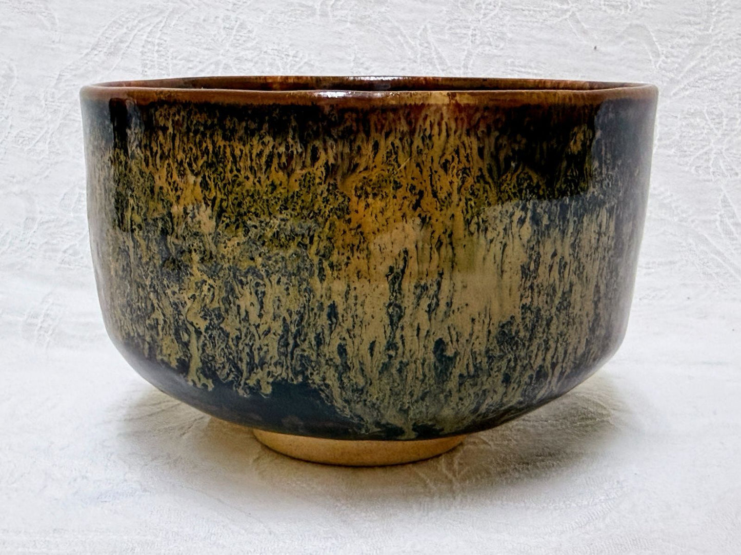 Tenmoku-Style Matcha Bowl by Nakano Shohei — Iron Glaze with Golden Scatter, Signed Box