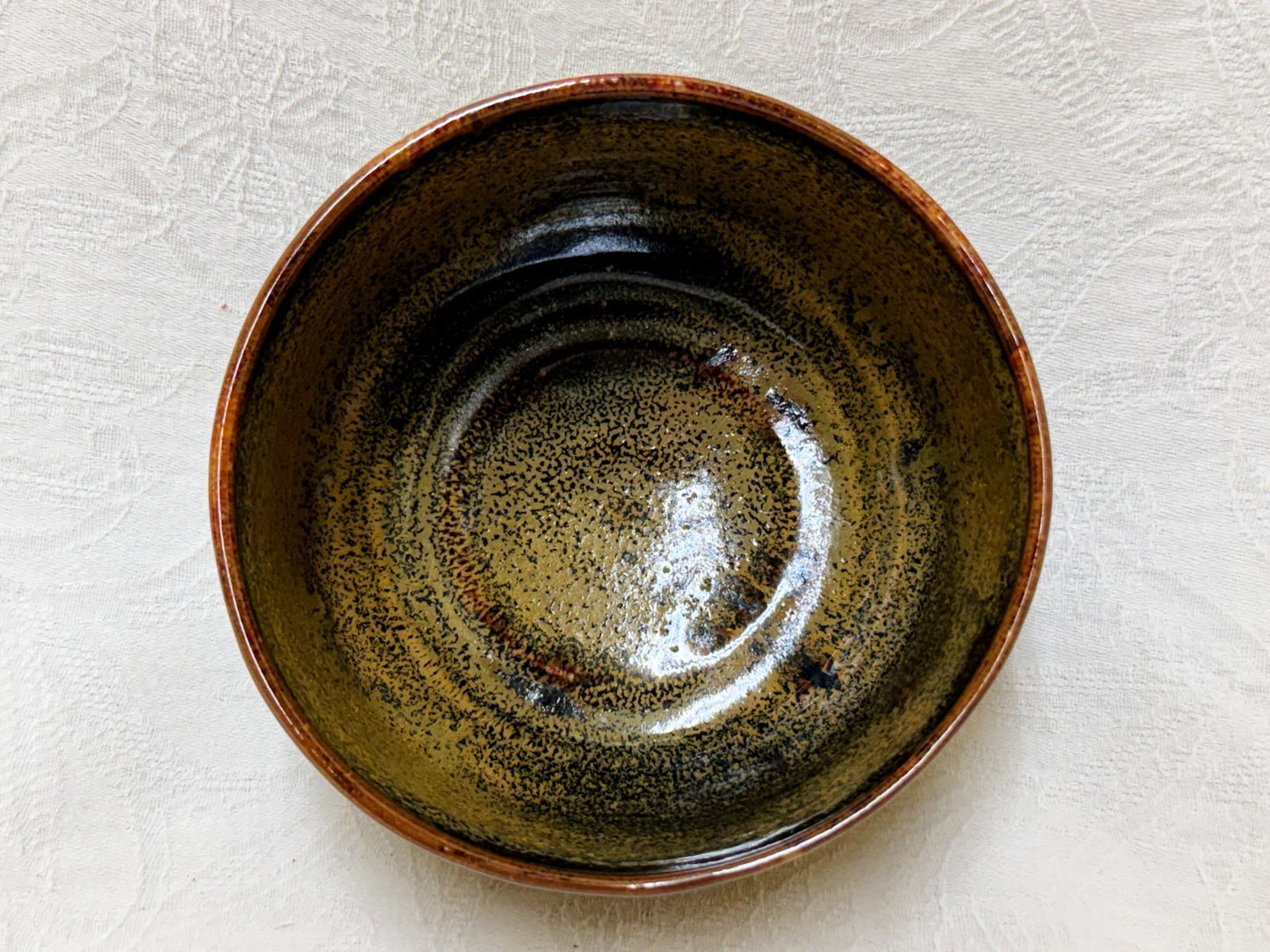 Tenmoku-Style Matcha Bowl by Nakano Shohei — Iron Glaze with Golden Scatter, Signed Box