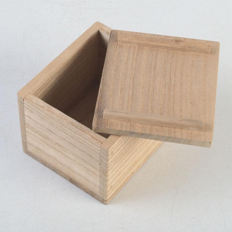Kato Shuntai Seto Oribe Fundo Kogo Incense Container with Period Box