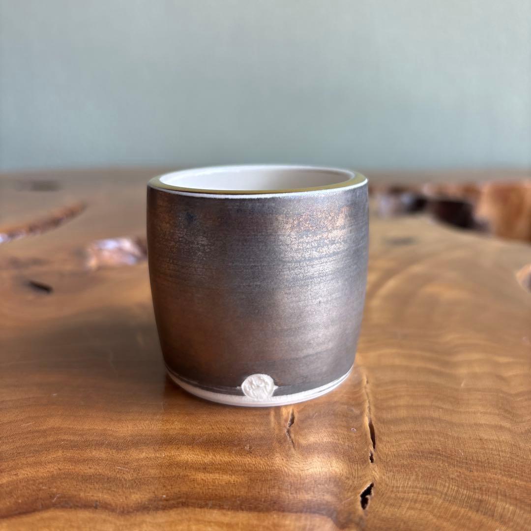 Kyo Ware Futa-oki Lid Rest | Silver Overglaze Pine by Heian Toho | Tomobako