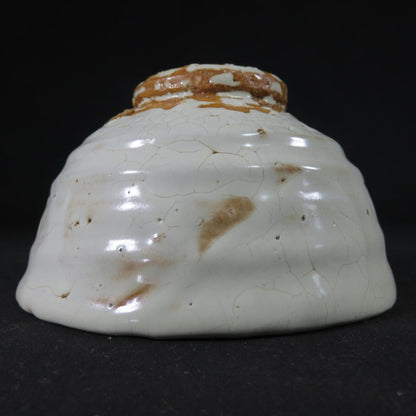 White Crackle Glaze Tea Bowl with Double Seals - Japanese Chawan Kannyu Style with Signed Box