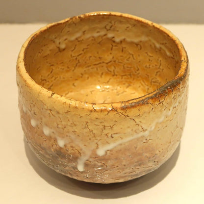 Hagi Chawan Amber Crackle Glaze Tea Bowl Matsuno Ryokuei Signed Tomobako