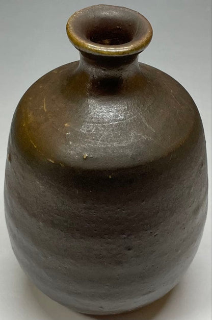 Bizen Tokkuri by Living National Treasure Isezaki Jun | Signed Box with Pamphlet