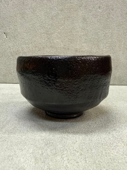 Black Raku Tea Bowl by Sasaki Shoraku — Kyoto Kiln, Tomobako, Rain-Drip Glaze