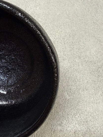 Black Raku Tea Bowl by Sasaki Shoraku — Kyoto Kiln, Tomobako, Rain-Drip Glaze