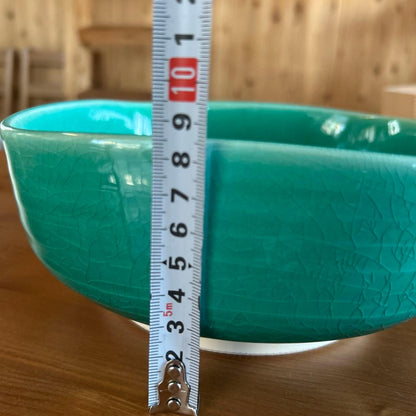 Mujin Kiln Turquoise Crackle Glaze Serving Bowl — Vivid Emerald Ceramic Vessel w/ Tomobako