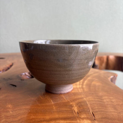 Kuroi Keiun | Mushiake-Yaki Tea Bowl | Olive-Green Subdued Glaze | Okayama Domain Kiln