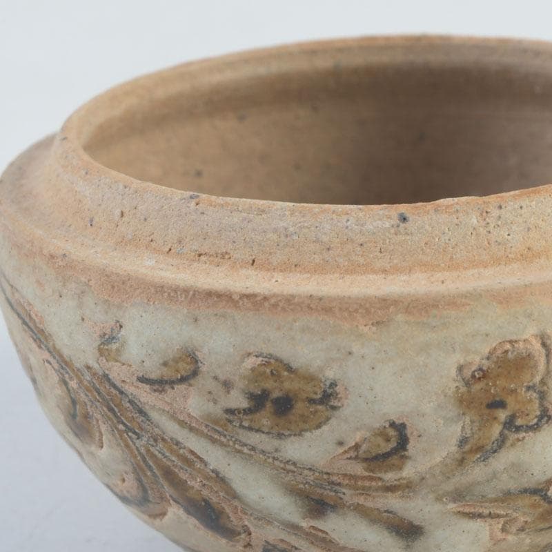 Sawankhalok Covered Box Karakusa Arabesque — Thai Ancient Ceramic Kōgō Shifuku