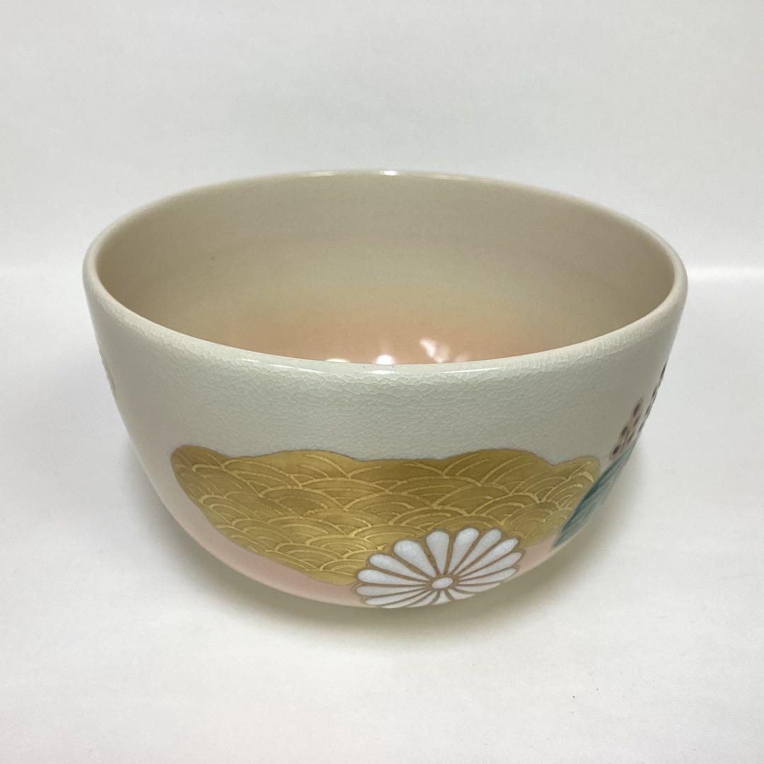 Kiku-Kiri Tea Bowl by Hashimoto Shiun — Overglaze Enamels, Chrysanthemum & Paulownia, Signed Box