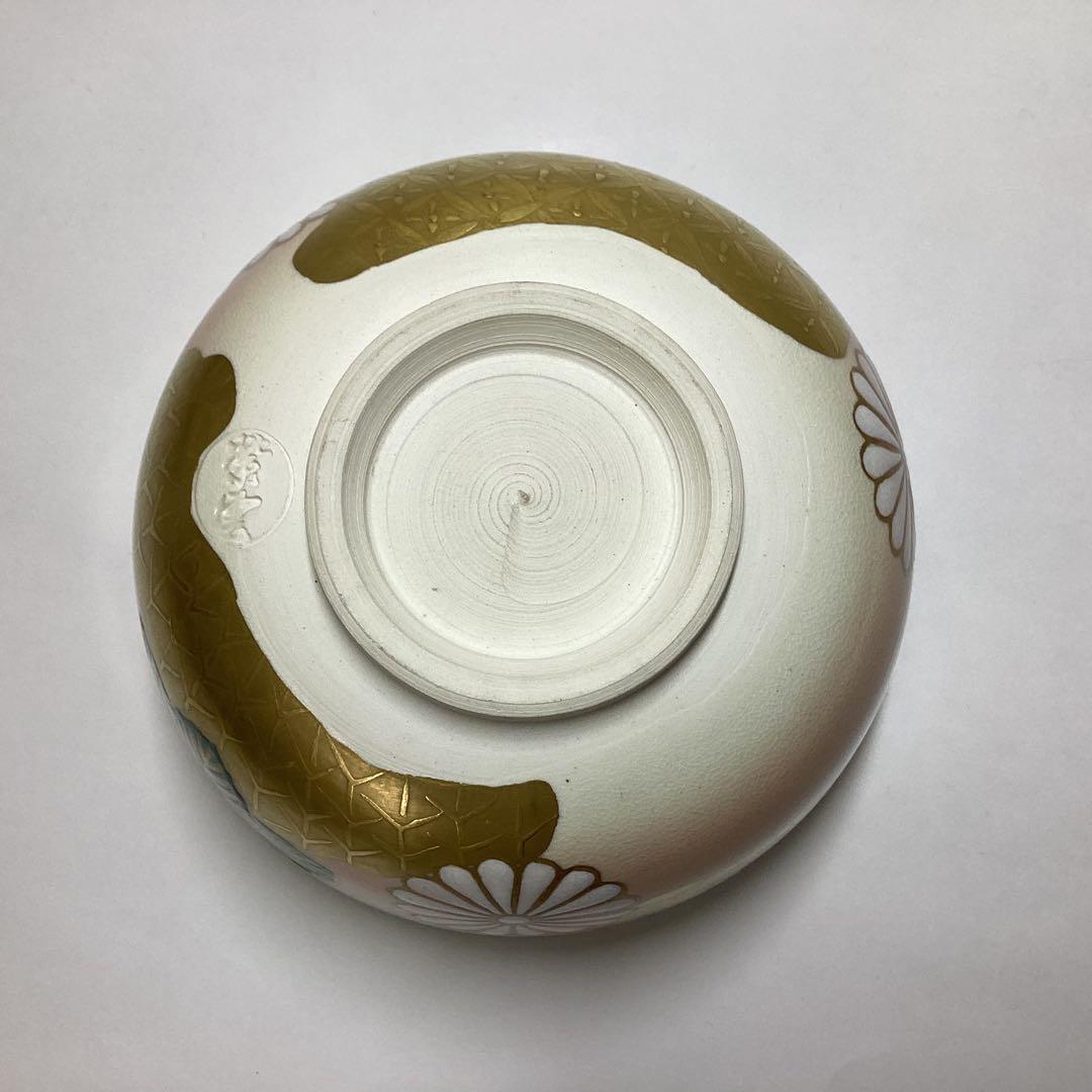 Kiku-Kiri Tea Bowl by Hashimoto Shiun — Overglaze Enamels, Chrysanthemum & Paulownia, Signed Box