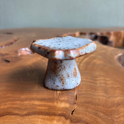 Nezumi Shino Futaoki Lid Rest by Kato Shuntei — Signed Wooden Box, Mino Ware Tea Ceremony