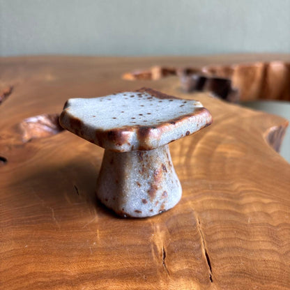 Nezumi Shino Futaoki Lid Rest by Kato Shuntei — Signed Wooden Box, Mino Ware Tea Ceremony