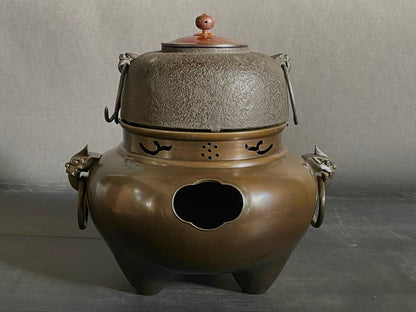 Korean-style Furo Wind Furnace and Iron Kettle Set by Kanamori Shoei - Unused Mint