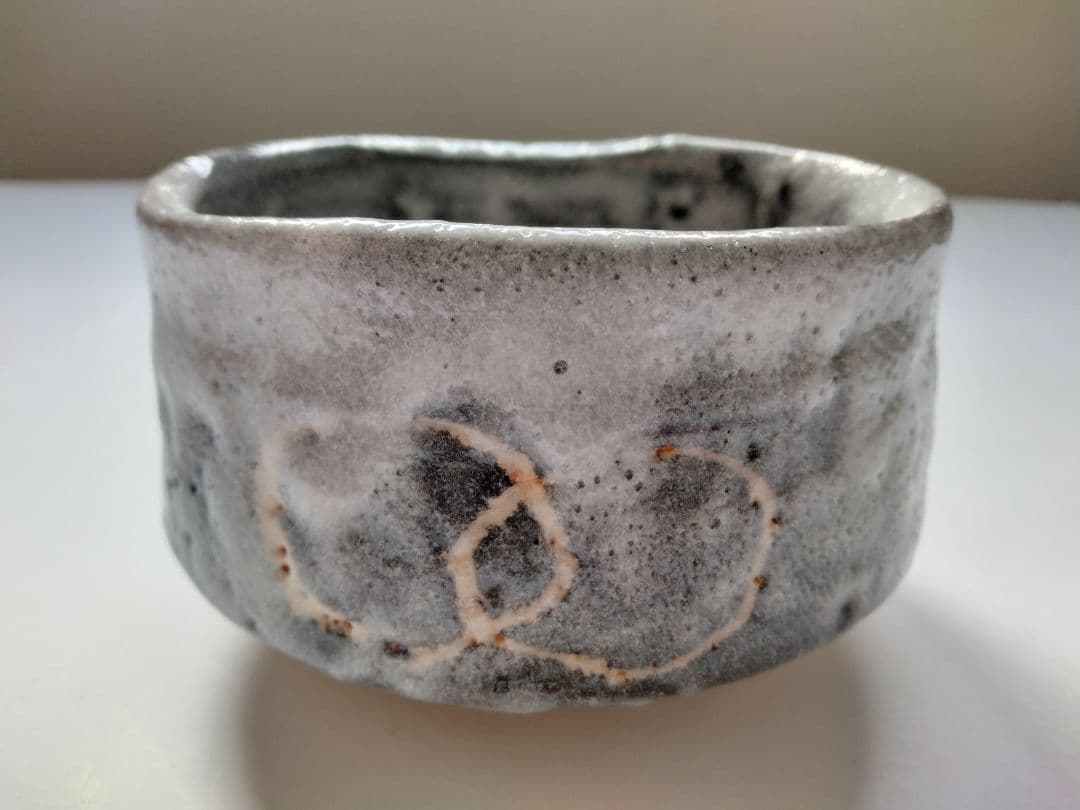 Nezumi Shino Matcha Bowl by Yamaguchi Jotetsu with Signed Box