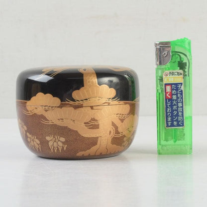 Zuiun Studio Old Pine Maki-e Flat Tea Caddy, Wajima-nuri Art