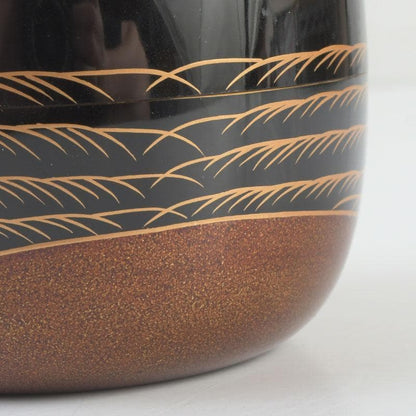 Zuiun Studio Old Pine Maki-e Flat Tea Caddy, Wajima-nuri Art