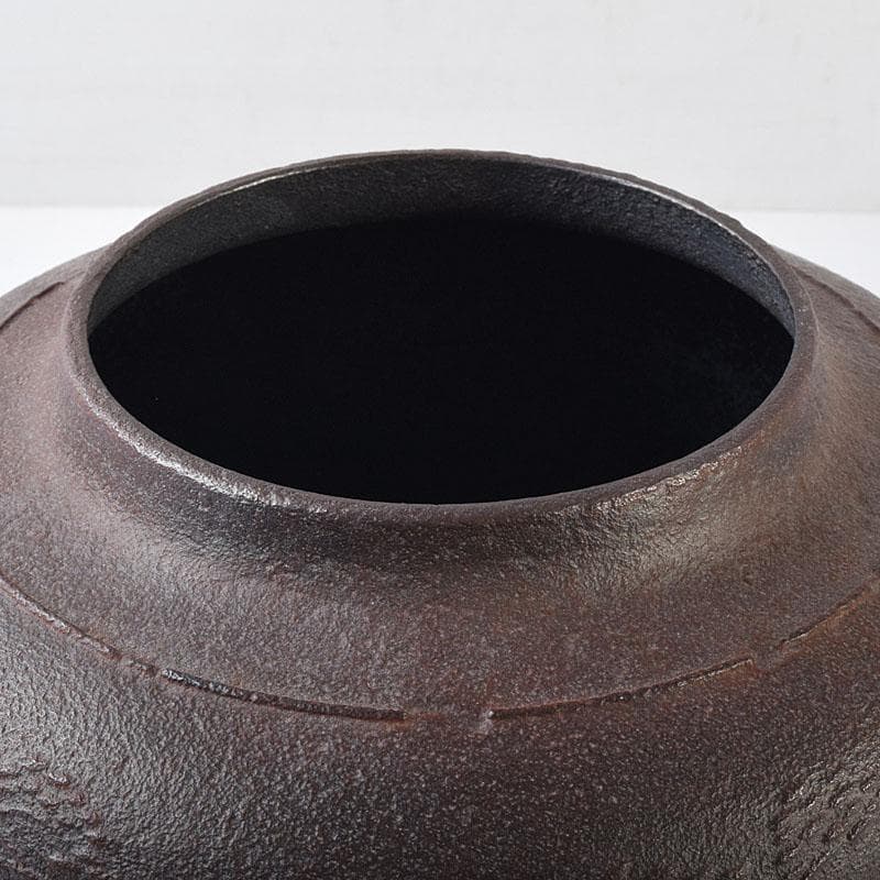 Shinnari Hane Chagama by Living National Treasure Takahashi Keitei - Hamamatsu Pine Pattern