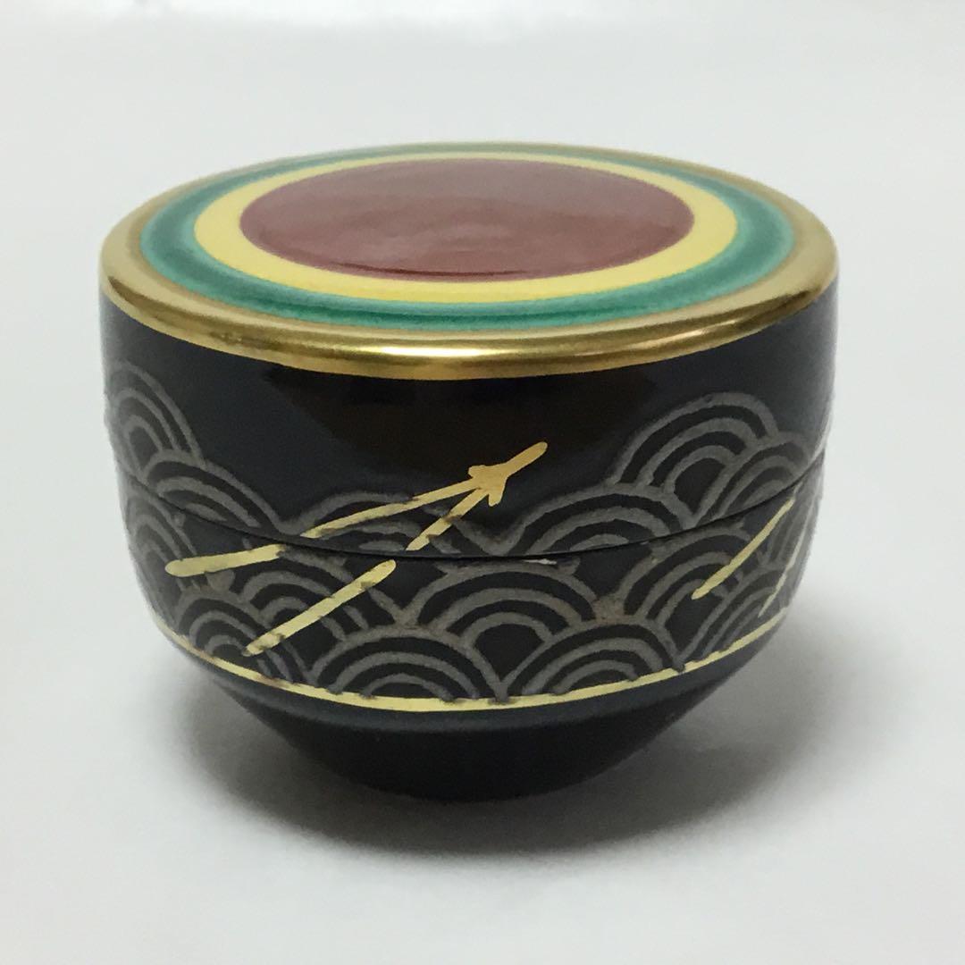 Maki-e Kogo Incense Container by Kaga Zuizan — Koma & Seigaiha Urushi Lacquer, Tea Ceremony, Tomobako
