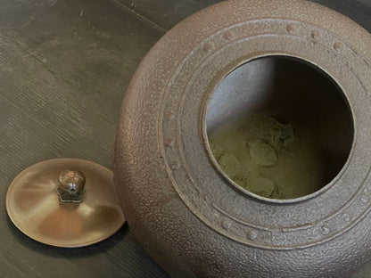Kikuchi Masamitsu Mandaiya Iron Kama Tea Kettle Arare Pattern Unused Tomobako