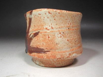 Kato Mineo Living National Treasure Shino Guinomi Sake Cup Iron Brush