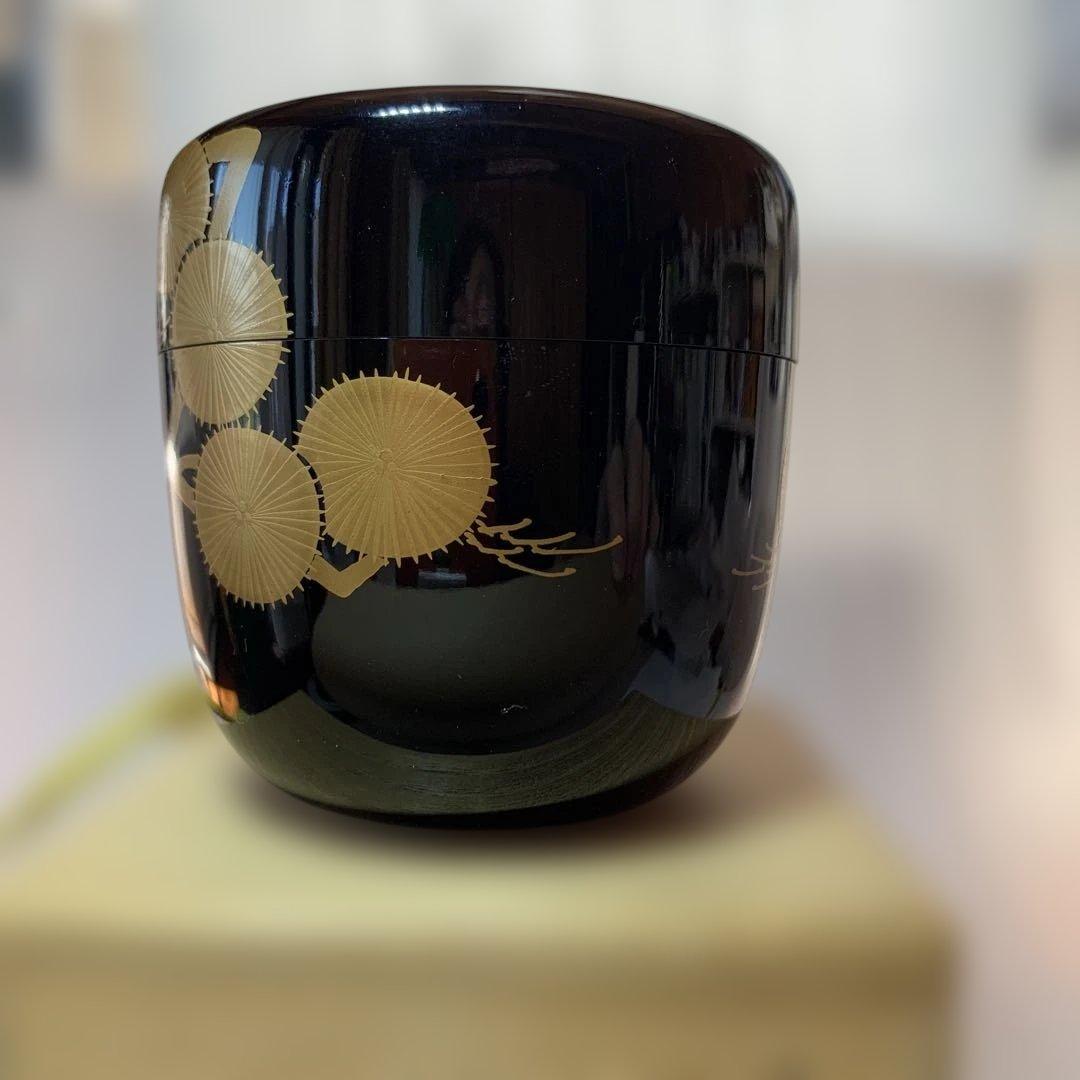 Karamatsu Maki-e Natsume Tea Caddy, Gold Larch Medallions by Naohiko