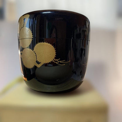 Karamatsu Maki-e Natsume Tea Caddy, Gold Larch Medallions by Naohiko
