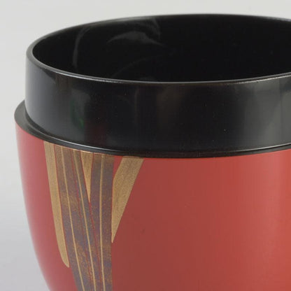 Narcissus Suisen Maki-e O-Natsume Tea Caddy by Sakashita Yuho Yamanaka-nuri