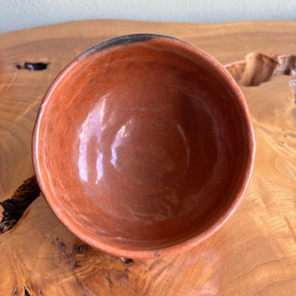 Tamamogama Kiln Red Raku Tea Bowl — Kyoto Ware with Black Glaze Contrast, Wooden Box