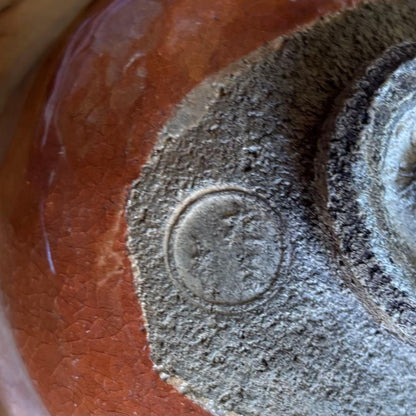 Tamamogama Kiln Red Raku Tea Bowl — Kyoto Ware with Black Glaze Contrast, Wooden Box