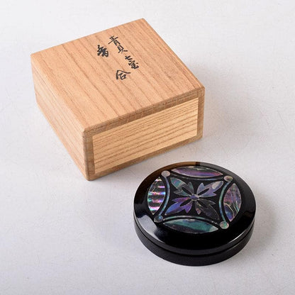 Tokuyama Yutetsu Aogai Shippo Kogo Mother-of-Pearl Incense Container