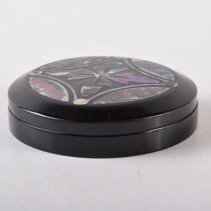 Tokuyama Yutetsu Aogai Shippo Kogo Mother-of-Pearl Incense Container