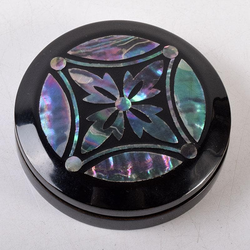 Tokuyama Yutetsu Aogai Shippo Kogo Mother-of-Pearl Incense Container