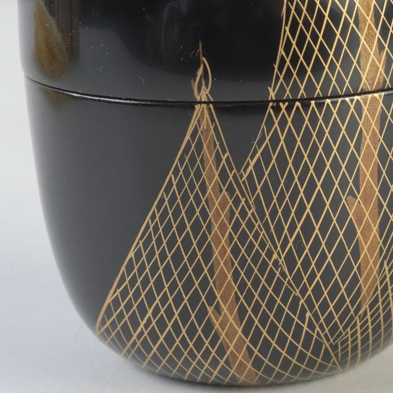 Japanese Lacquer Natsume Tea Caddy — Hoshiami Drying Nets Maki-e on Black Urushi | Tsubota Haruhiko | Tomobako