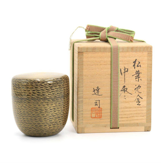Yamazaki Tatsuji Matsuba Chinkin Chū-Natsume — Wajima-nuri Gold Pine Needle Tea Caddy
