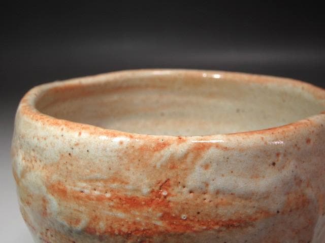 Suzuki Osamu Shino Tea Bowl 'Soshun' — Living National Treasure, Certified 1994