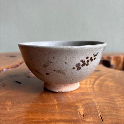 Sanuki-gama — Ash Glaze Chawan with Iron Brushwork, Tomobako