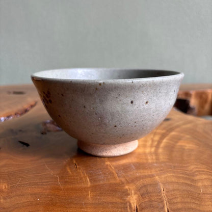 Sanuki-gama — Ash Glaze Chawan with Iron Brushwork, Tomobako