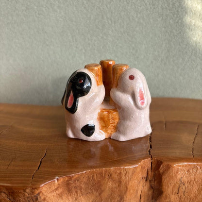 Three Rabbits Futaoki Lid Rest by Keiraku | Kyoto Raku Tradition | Mitsu-usagi | Signed Box